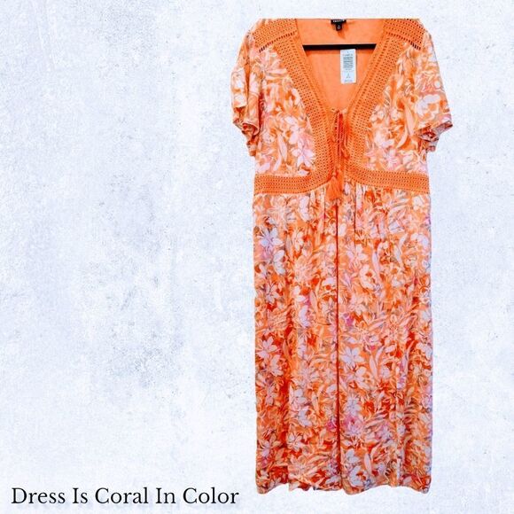 TORRID PLUS SIZE LACE- UP TEA LENGTH CRINKLE GAUZE FLORAL CORAL DRESS. - Picture 3 of 16